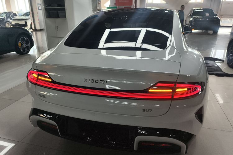 小米汽车 小米SU7 2024款 后驱长续航智驾版车身外观6004