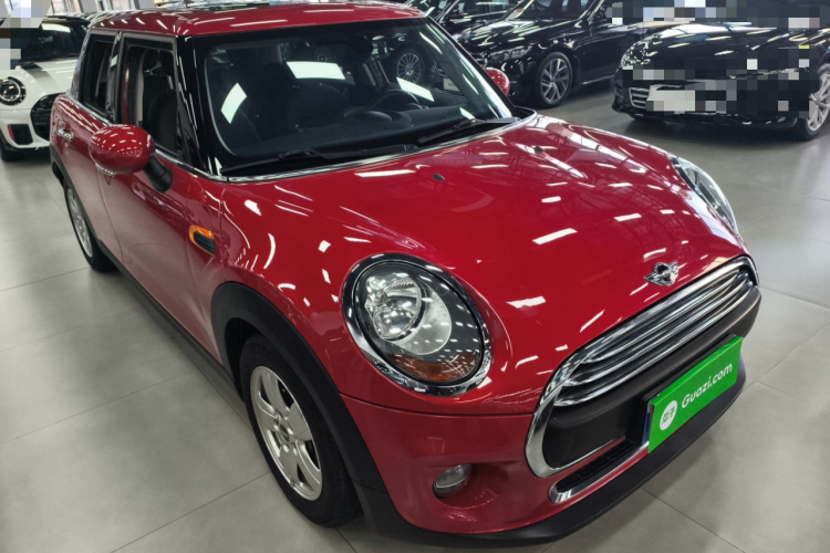 MINI 2015款 1.2T ONE 五门版车身外观3