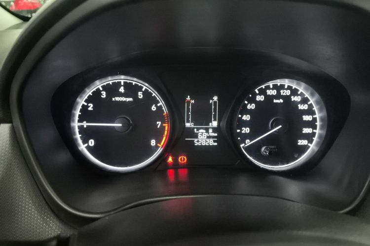 现代 瑞纳 2017款 1.4L 手动焕新版 国V中控内饰14