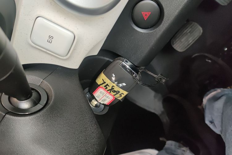 五菱汽车 宏光MINIEV 2024款 第三代 215km 青春版中控内饰11