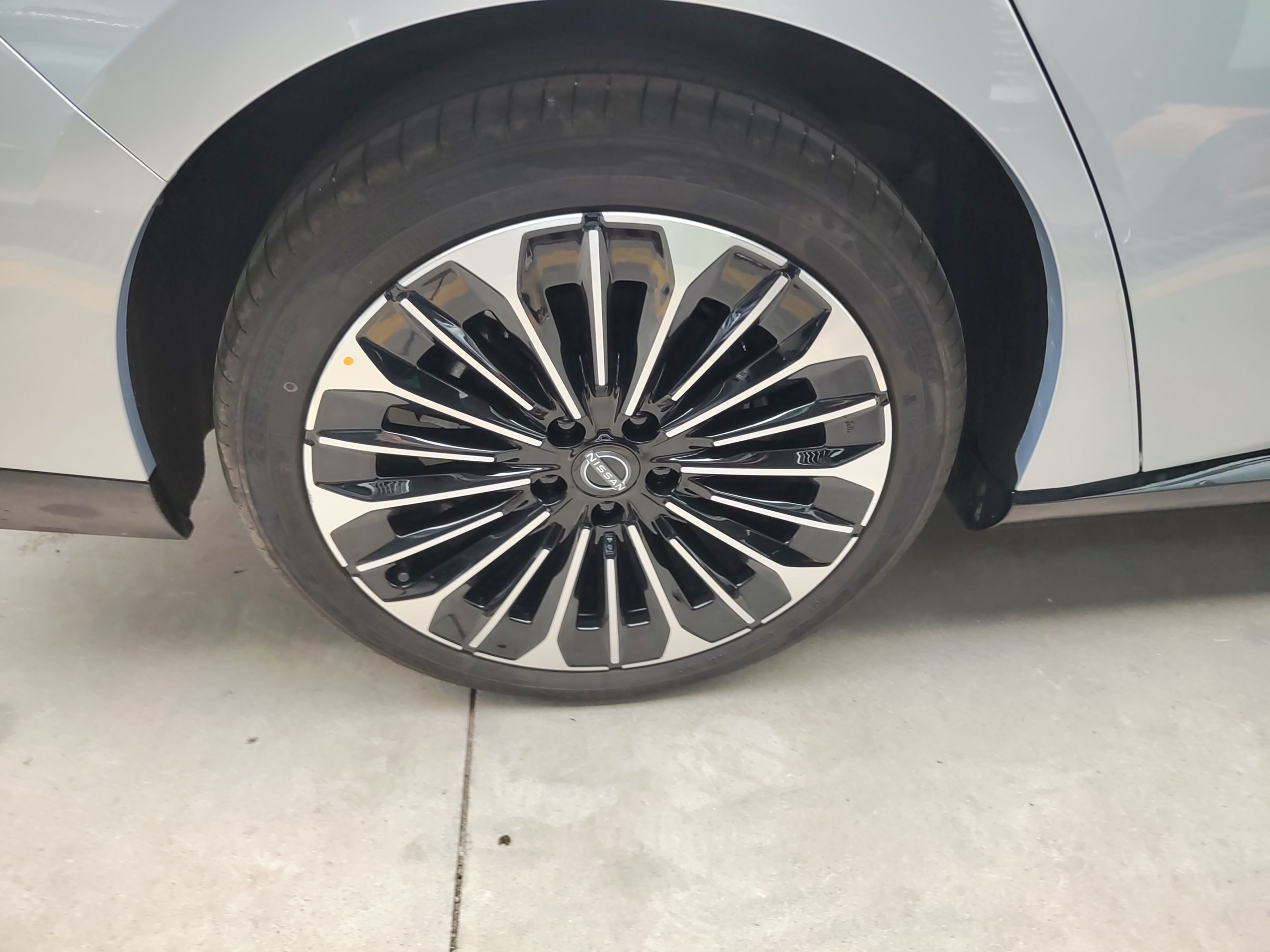 日产N7 2025款 510 Pro