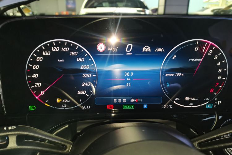 奔驰E级新能源 2024款 E 350 e L 插电式混合动力轿车中控内饰14