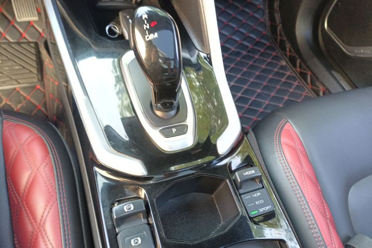 哈弗H6 2020款 2.0GDIT 自动铂金冠军版中控内饰18