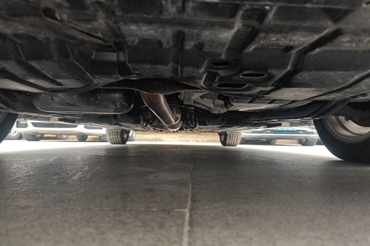 雷克萨斯ES 2014款 250 舒适版局部细节9008