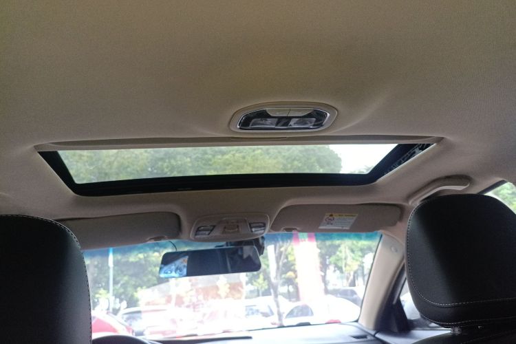 吉利汽车 帝豪 2018款 1.5L CVT向上互联版局部细节22