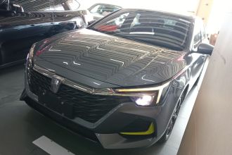 荣威i6 MAX新能源 2022款 EV 500天幕旗舰版