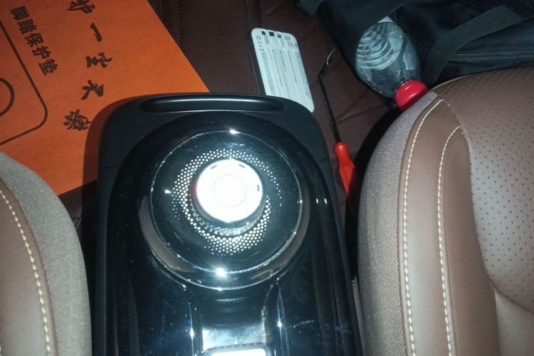 五菱汽车 五菱缤果 2023款 333km 悦享款中控内饰18