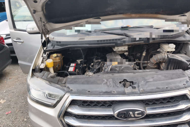 江淮瑞风 瑞风M4 2017款 2.0T 手动豪华型局部细节9006