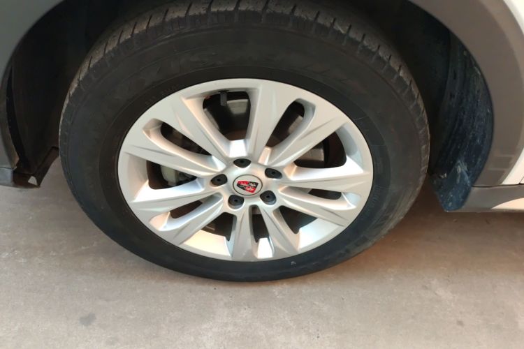 荣威RX5 2018款 20T 两驱自动互联网智惠版车身外观6002