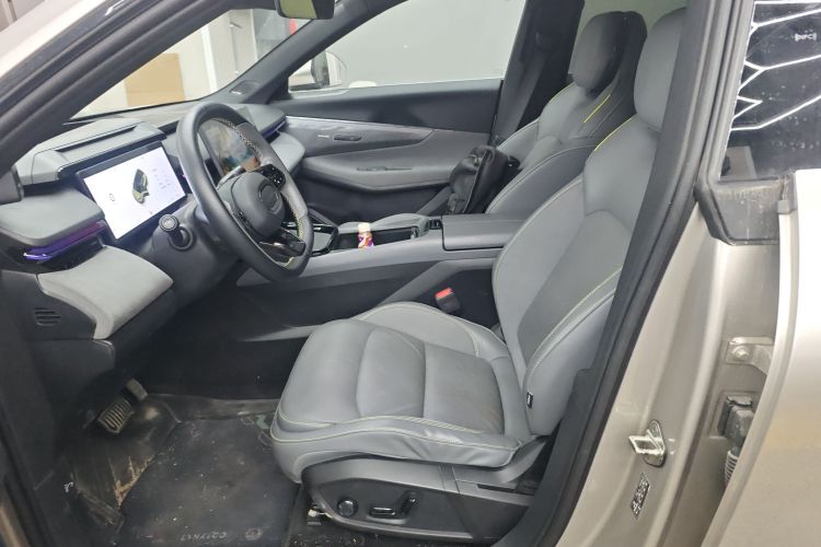 领克08 EM-P 2023款 120km 长续航Halo局部细节19