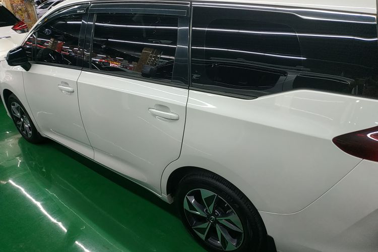 广汽传祺 传祺M6 2023款 PRO 270T DCT尊享版车身外观4