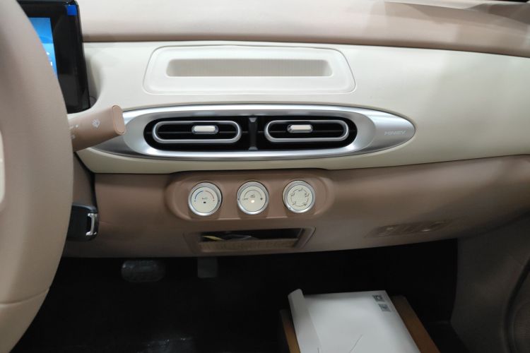 五菱汽车 宏光MINIEV 2025款 四门版 进阶款中控内饰16