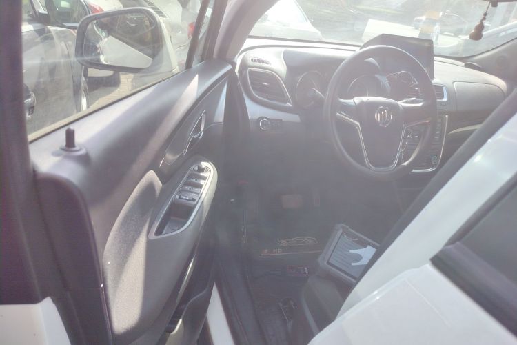 别克 昂科拉 2014款 1.4T 自动两驱都市精英型中控内饰20