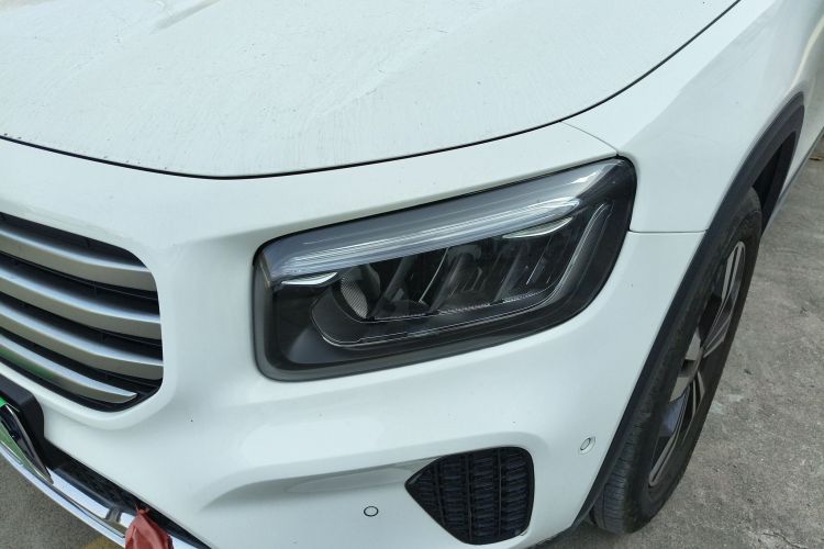 奔驰GLB 2024款 GLB 200 动感型局部细节36