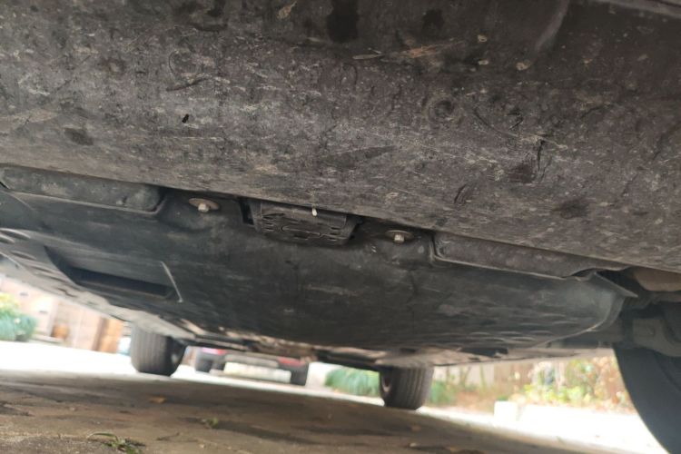 奔驰GLC 2018款 改款 GLC 260 4MATIC 豪华型局部细节9008