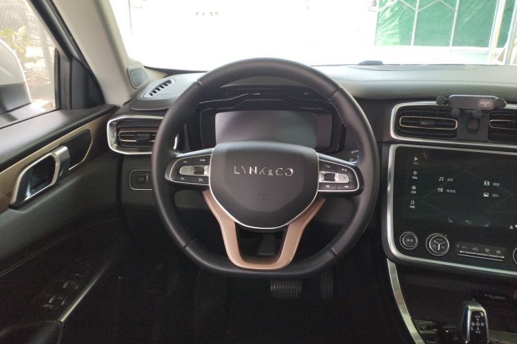 领克01 2017款 2.0T 两驱型Pro版局部细节13