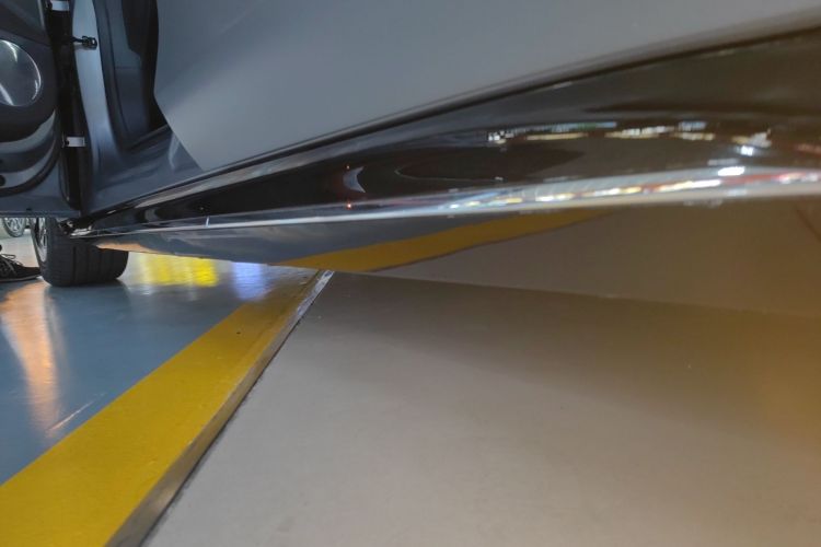 鸿蒙智行 智界S7 2024款 Max 后驱长航智驾版局部细节9001