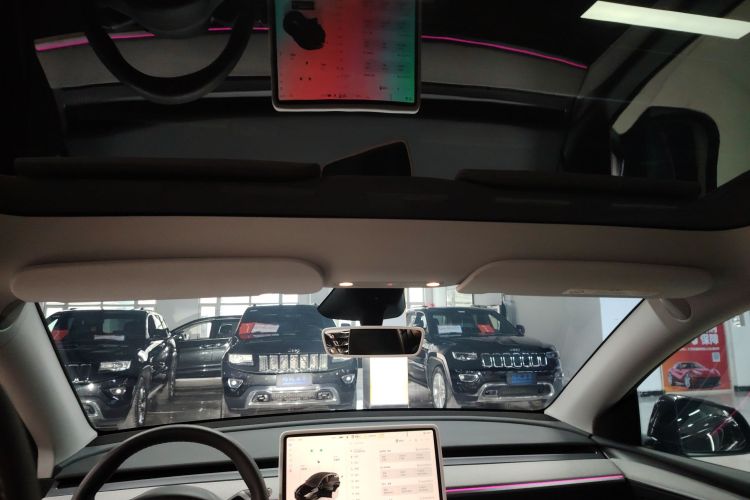 特斯拉 Model Y 2024款 长续航全轮驱动版局部细节22