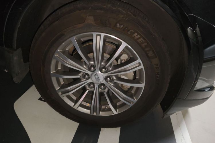 凯迪拉克XT5 2018款 25T 豪华型车身外观10