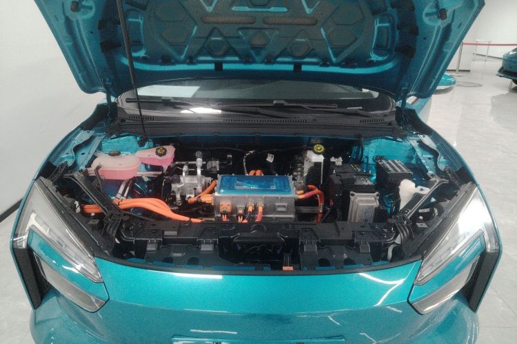 江铃集团新能源 羿 2023款 标准续航行业版局部细节24