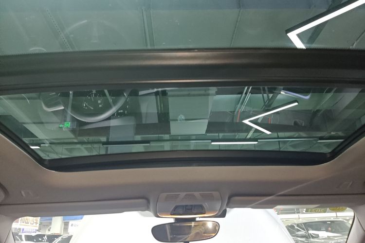 宝马1系 2019款 120i 领先型M运动套装局部细节22