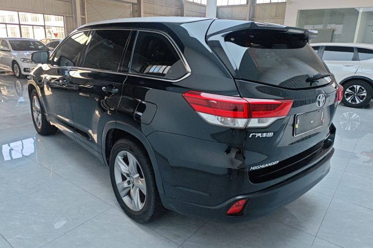 丰田 汉兰达 2021款 2.0T 四驱尊贵版 7座车身外观4