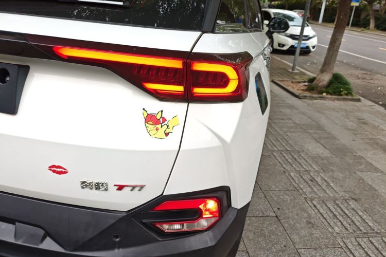 奔腾T77 2019款 230 TID 自动豪华型 国V车身外观6006