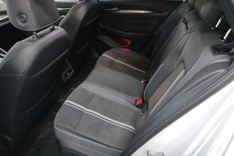 大众 高尔夫 2023款 改款 280TSI DSG R-Line Lite中控内饰7004