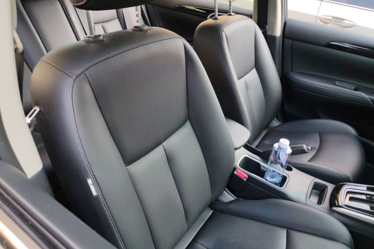 日产 轩逸 2022款 经典 1.6XL CVT豪华版局部细节41