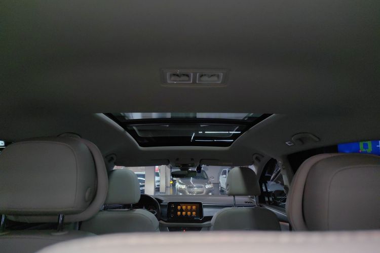 大众 威然 2022款 380TSI 尊贵版局部细节22