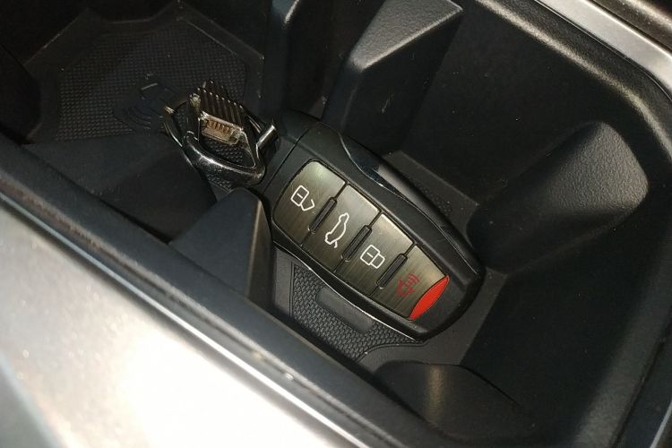 哈弗大狗 2024款 2.0T DCT中华田园犬版中控内饰11