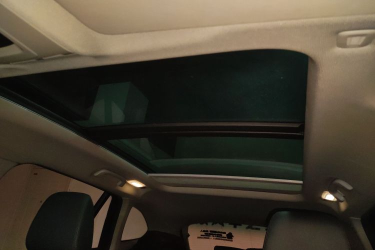 宝马X1 2019款 sDrive18Li 时尚型中控内饰22