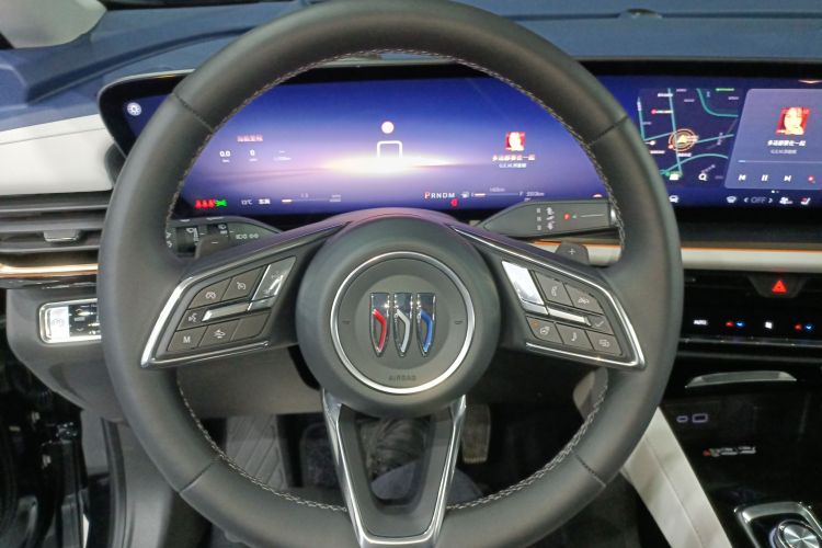 别克 2025款 昂科威Plus 四驱Avenir艾维亚中控内饰13