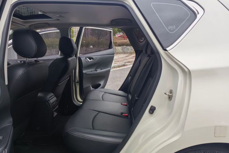 日产 骐达TIIDA 2021款 1.6L CVT智行版中控内饰21