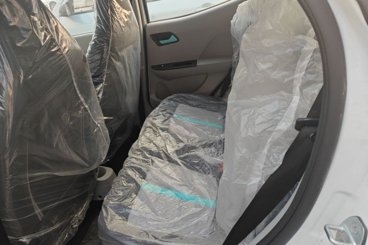 江铃集团新能源 易至EV2 2024款 201km 舒适型中控内饰21