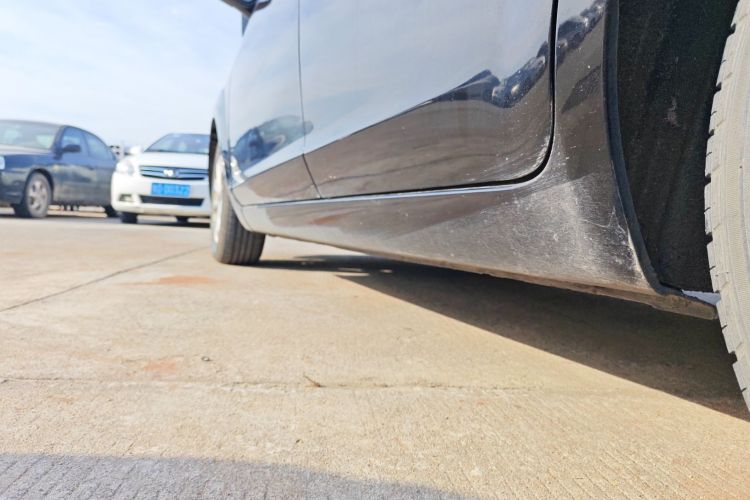 福特 福克斯 2013款 三厢经典 1.8L 自动基本型局部细节9002