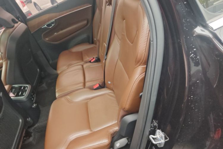 沃尔沃XC90 2019款 T6 智雅版 7座 国VI中控内饰21