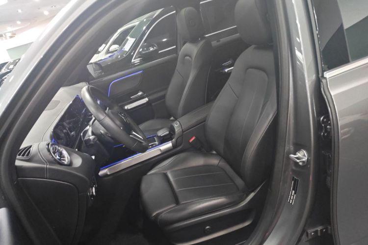 奔驰GLB 2022款 改款 GLB 200 时尚型局部细节19