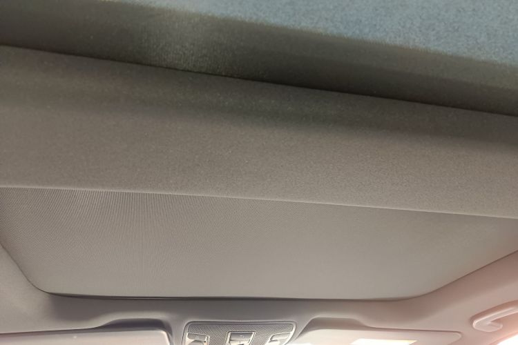 奔驰B级 2018款 B 200 动感型局部细节22