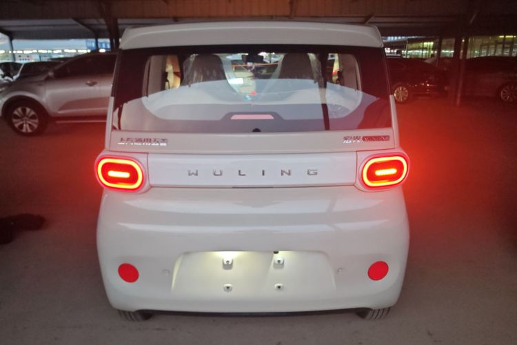 五菱汽车 宏光MINIEV 2024款 第三代 215km 青春版车身外观6002