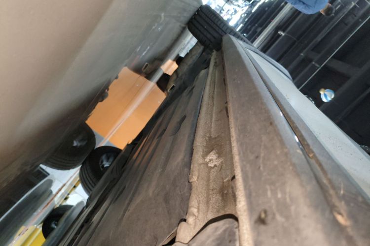 领克02 2021款 2.0TD 自动两驱劲 冠军版局部细节9001