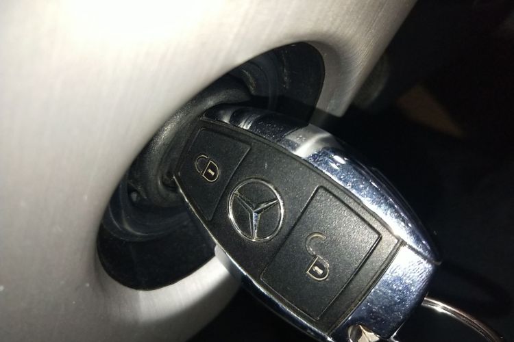 奔驰GLK级 2014款 GLK 200 标准型中控内饰11