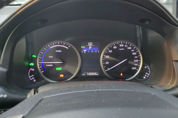 雷克萨斯NX 2015款 300h 前驱 锋尚版中控内饰14