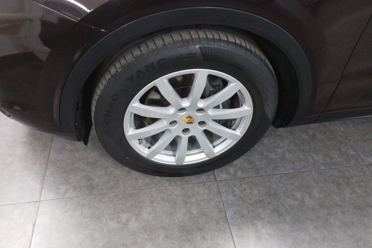 保时捷 2018款 Cayenne 3.0T车身外观6007