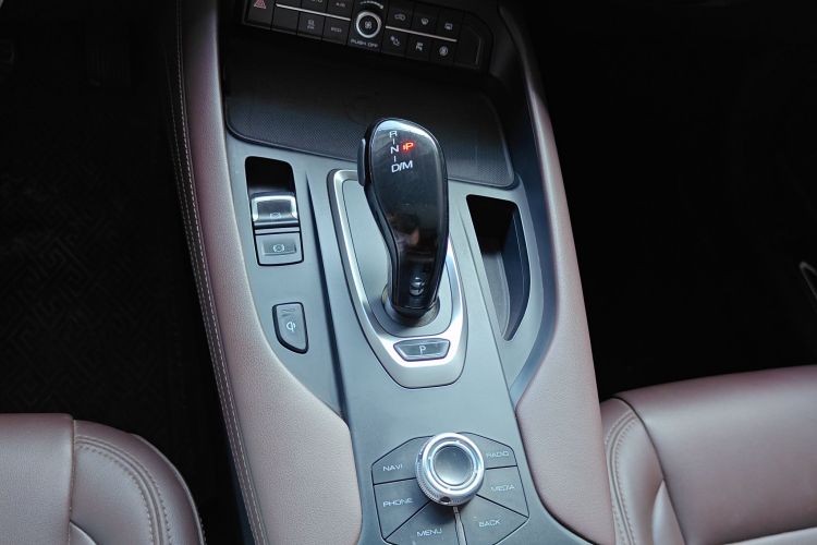 哈弗F7 2019款 2.0T 四驱i悦 国V局部细节18