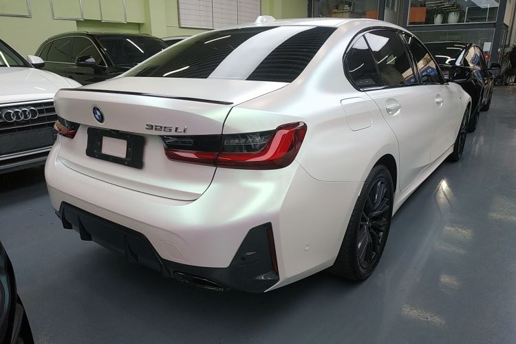 宝马3系 2023款 325Li M运动曜夜套装车身外观7