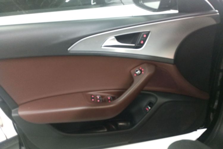 奥迪A6L 2017款 TFSI 技术型中控内饰7007