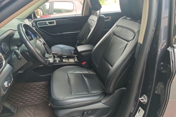 福特 探险者 2020款 EcoBoost 285 后驱风尚版 6座中控内饰19