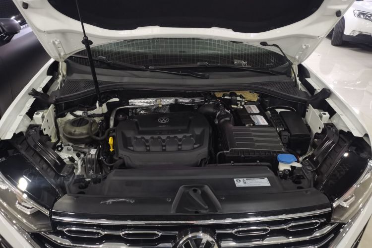 大众 探岳 2019款 330TSI 两驱豪华型 国VI机舱底盘24