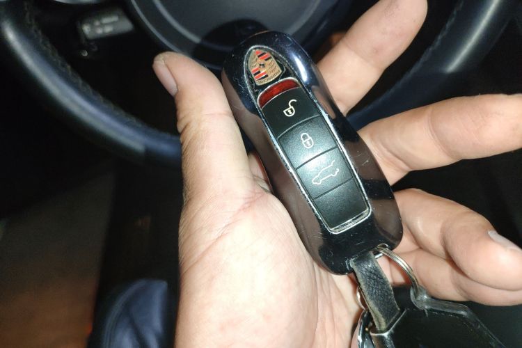 保时捷 2014款 Cayenne Platinum Edition 3.0T中控内饰7001